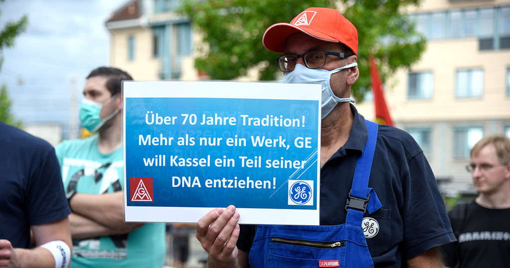 Die Beschäftigten von GE Grid in Kassel kämpfen für ihre Arbeitsplätze. (Foto: Martin Sehmisch)